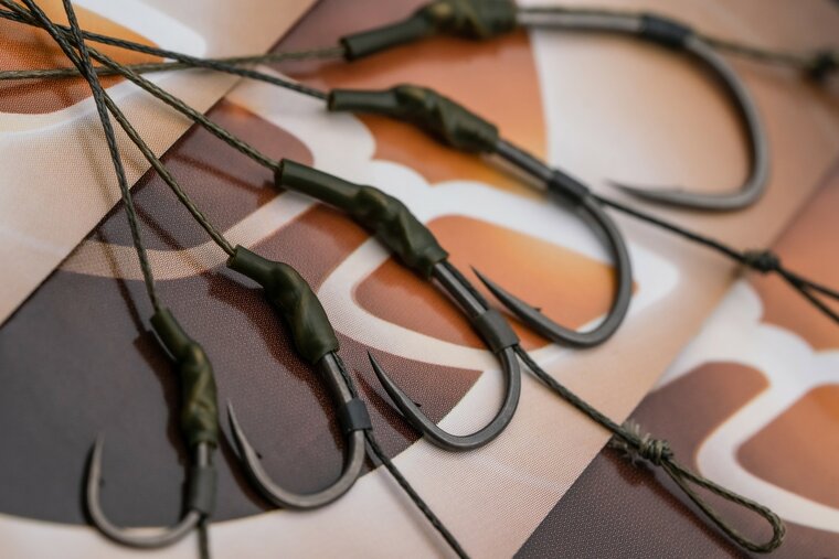 Dark Matter Wide Gape Rig Korda Karper Onderlijn